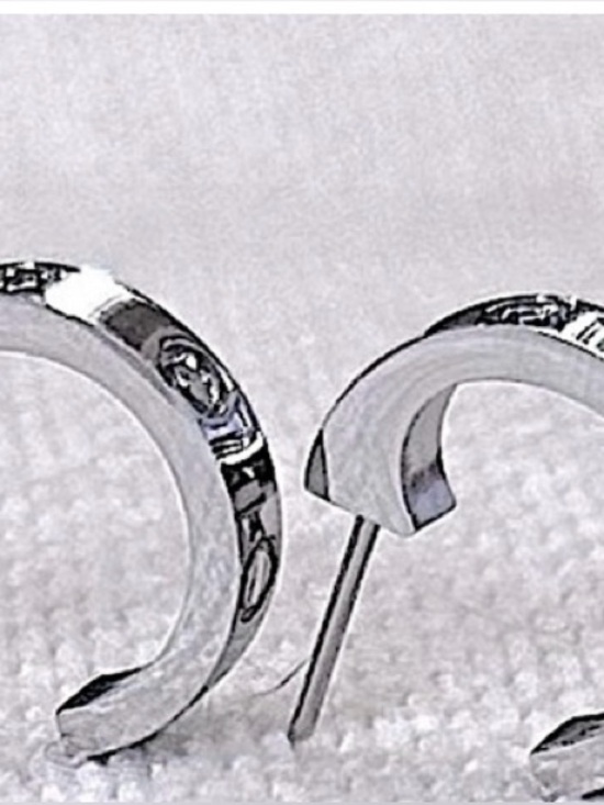 AK Jewelry Jewelry - 💎LUXURY EARRINGS Diamond Silver Huggie Screw Scallop Base Hoops, Pierced